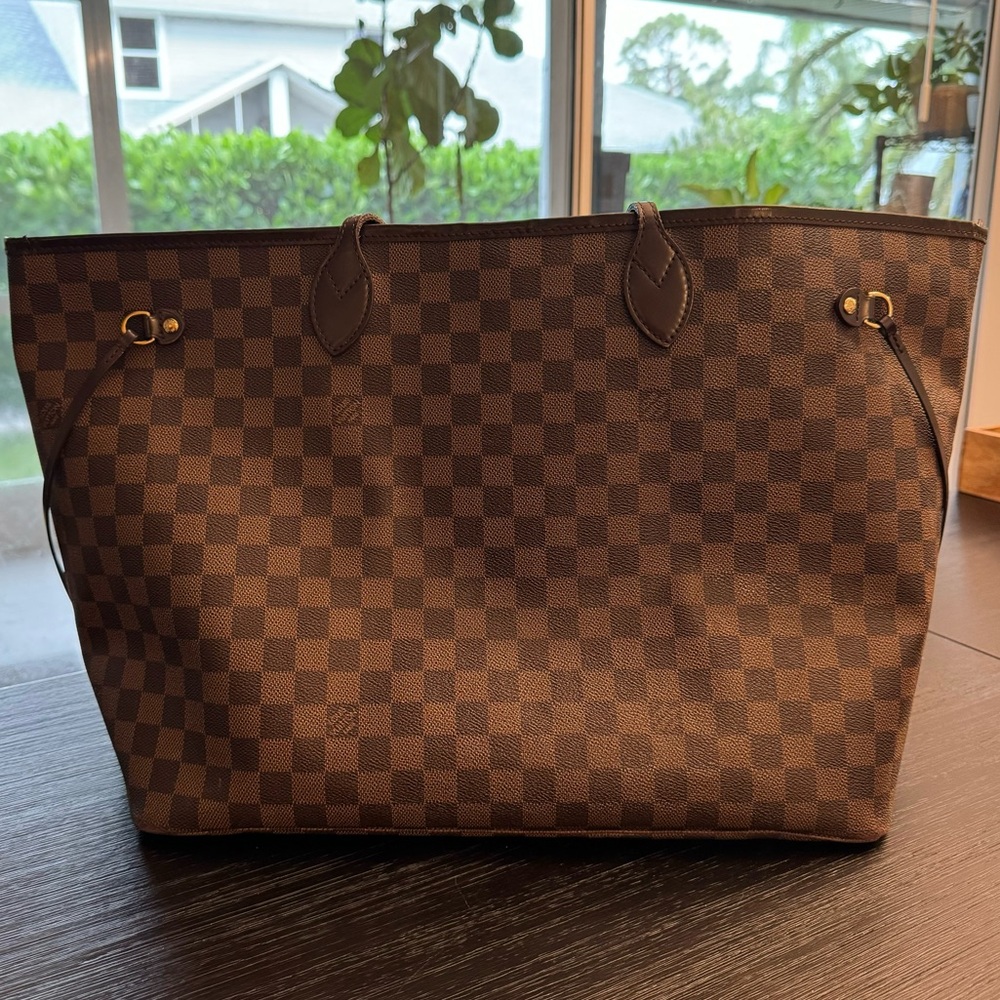 Louis Vuitton Neverfull GM Damier Ebene - Authentic